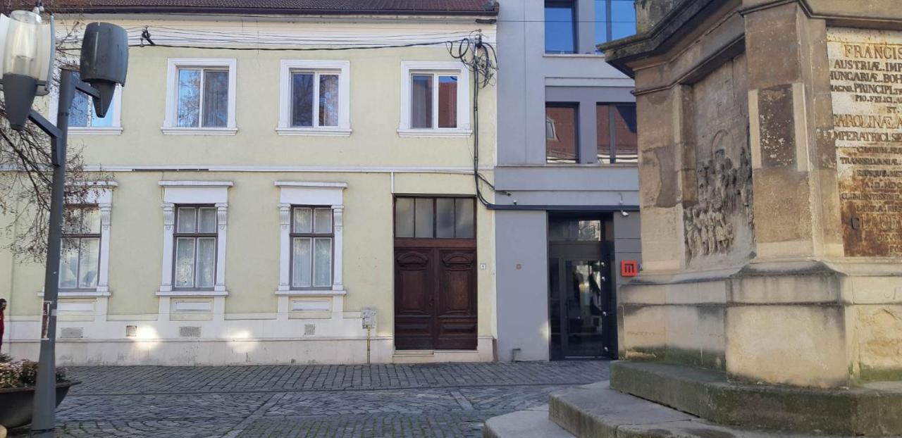 Piata Muzeului 1 Appartement Cluj-Napoca Buitenkant foto